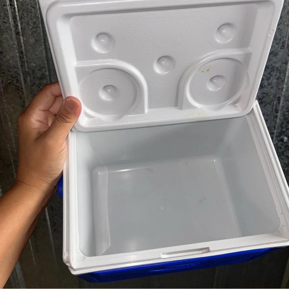 Coleman Blue and White Portable Cooler
